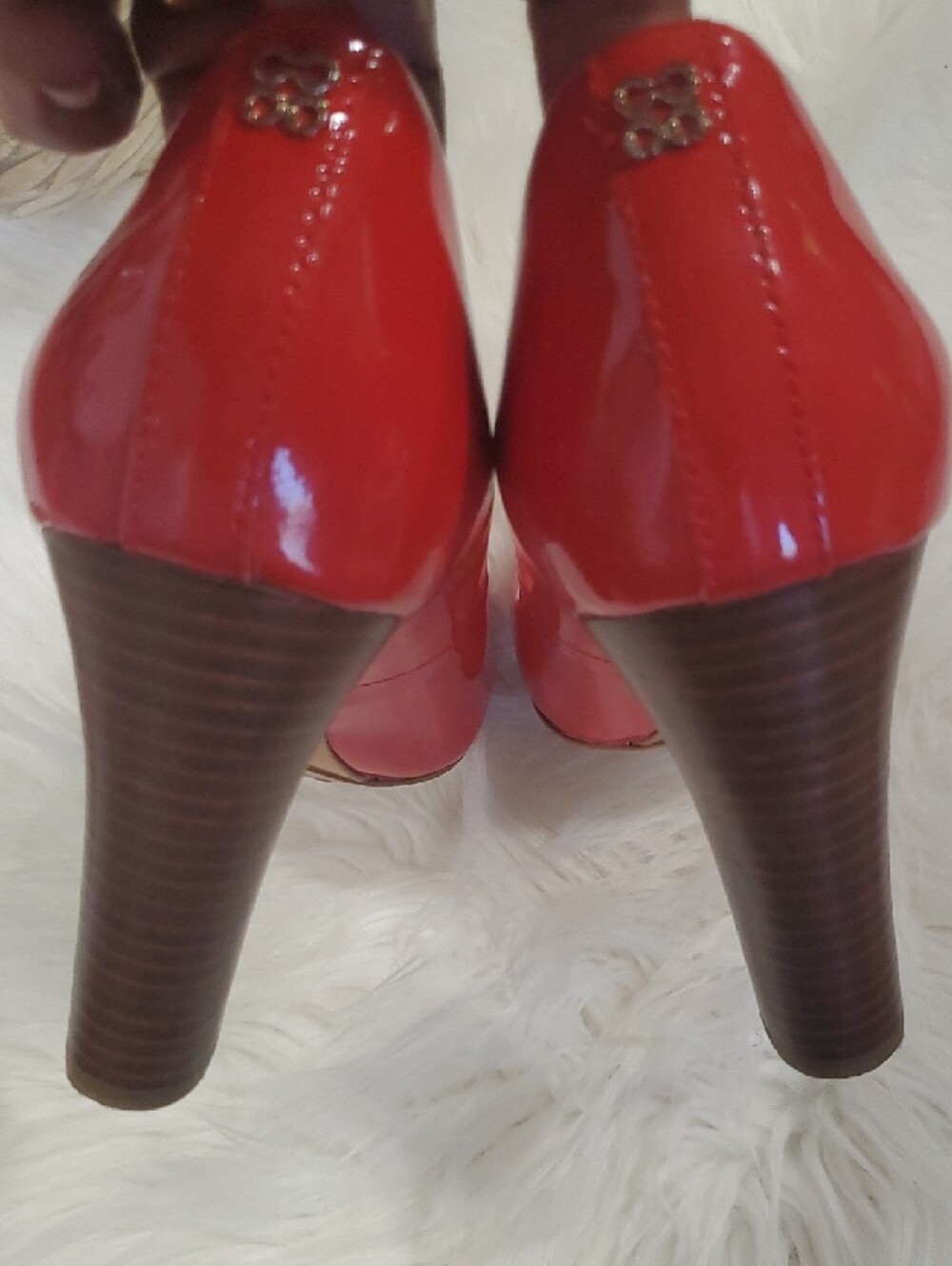 Coach Shelley Red Patent Leather Round-Toe Pumps Size 8.5 B - Picture 11 of 16